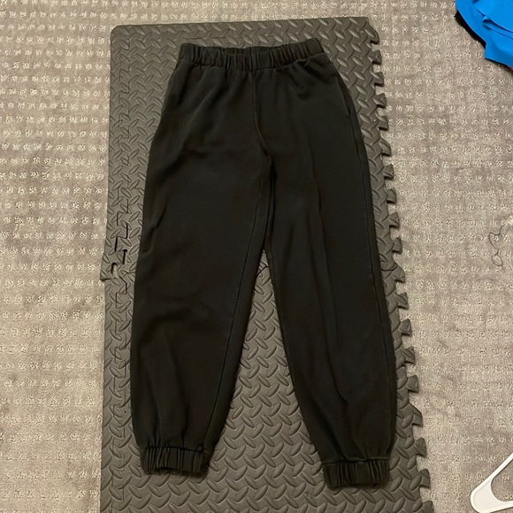 Brandy Melville Pants - Brandy Melville Rosa Sweatpants